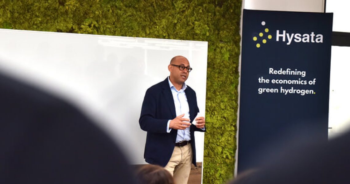 DSC_8350.JPG_Square_Crop-1